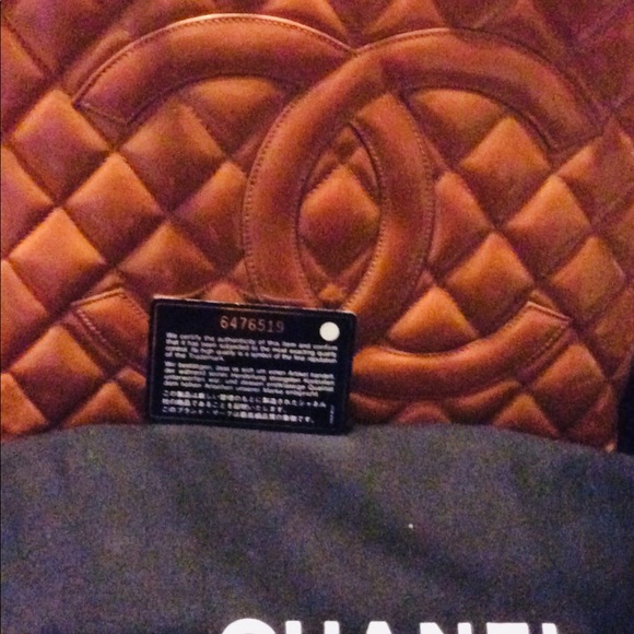 SALE Chanel Quilted Bag - Picture 7 of 8